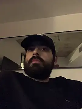 guccititi online show from February 22, 6:15 am