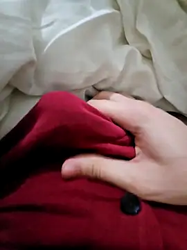 skiciyunis online show from November 12, 8:47 pm