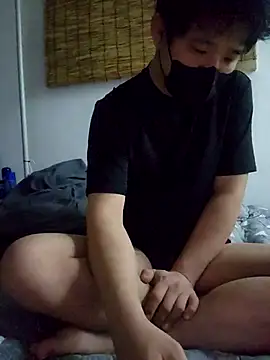 yqaelx online show from March 19, 6:12 pm