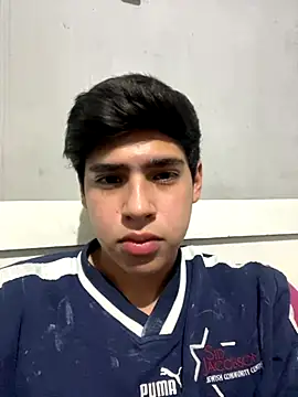 tuastroboy0701 online show from November 16, 12:35 am