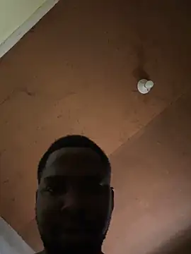 Whatuwanttosee online show from February 16, 8:00 pm