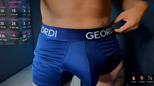 jeffvalemtino online show from November 11, 11:21 pm