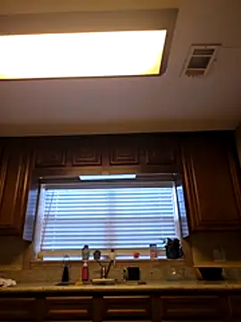 chris8827 online show from January 14, 4:33 pm