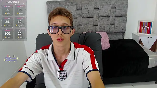 skinny bigcock02 online show from February 23, 9:05 pm