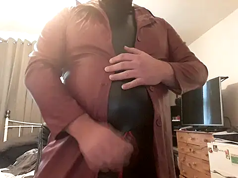 leatherloverman online show from October 26, 1:57 pm