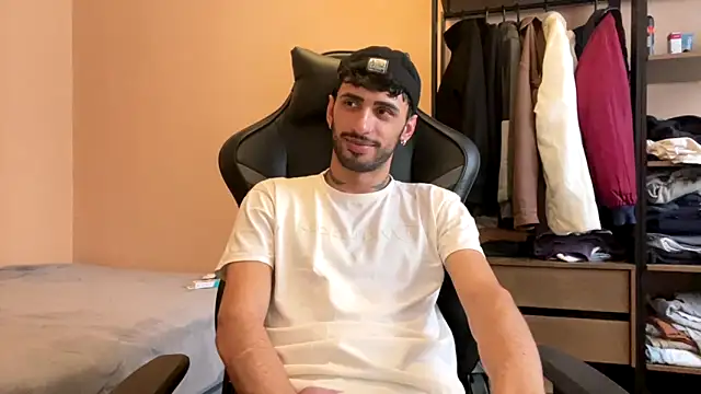 iendriw online show from December 4, 7:21 pm