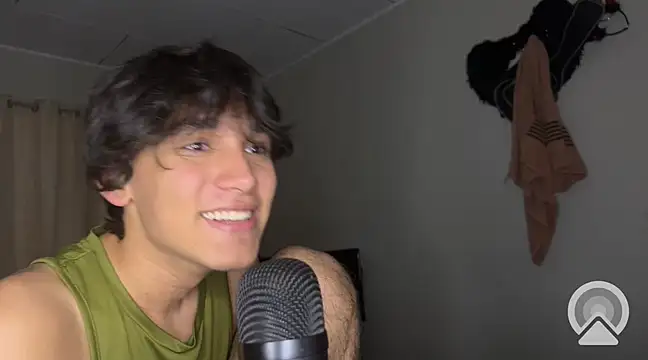 EstebannnO online show from March 16, 1:07 am