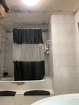 rogerdik76 online show from February 9, 6:18 am