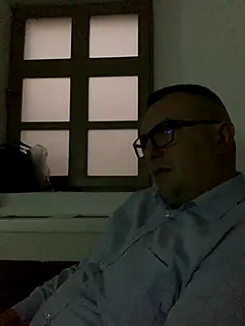 Mike8523 online show from December 17, 5:36 am