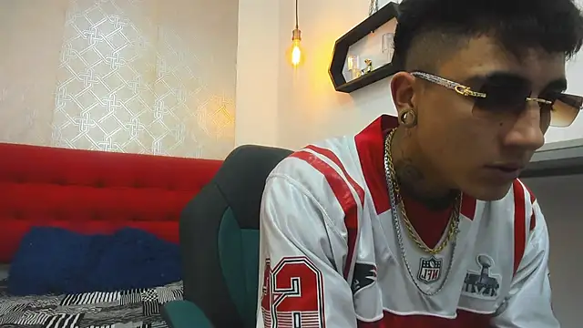 Patrick Rango online show from December 4, 3:57 am