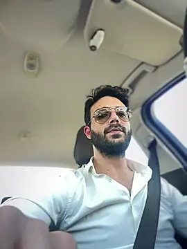 YJeromZCoxk online show from March 12, 12:26 pm