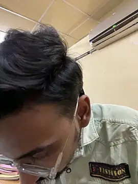 hypersexdriveboi online show from September 11, 2:05 pm