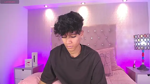 Jonas Rivers online show from April 4, 5:26 am