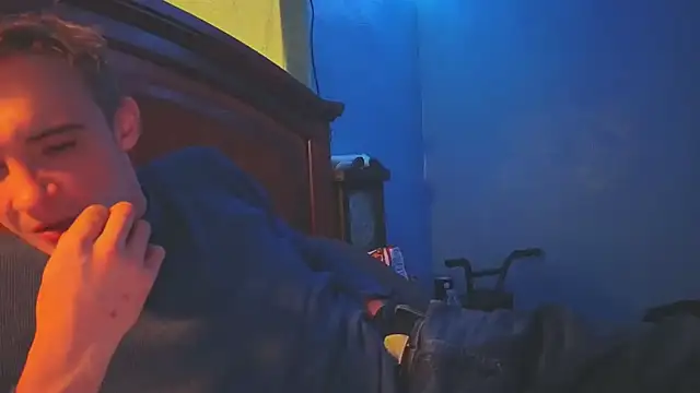 Ilovepussy1911 online show from April 21, 6:47 pm