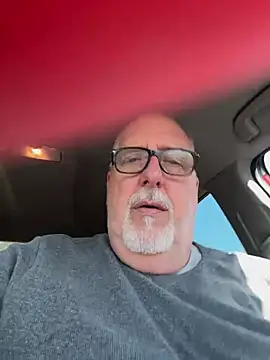 superbearboss online show from March 14, 7:32 pm