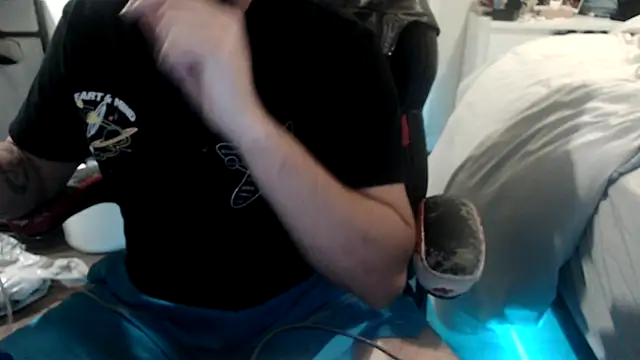 magnumbull online show from January 13, 12:48 am