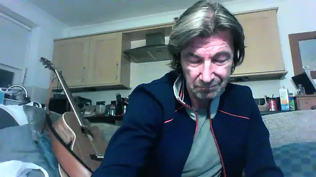 Grower and shower online show from October 25, 10:44 pm