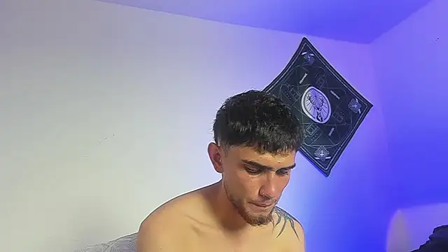 samevansx  online show from June 22, 4:00 pm