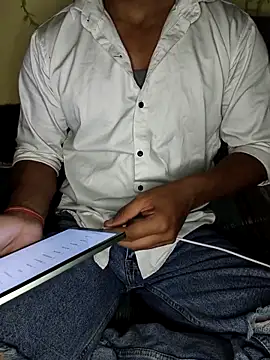 Snapshot of HARSHHU01 chatting on October 10, 2:44 pm HARSHHU01 online show from October 10, 2:44 pm