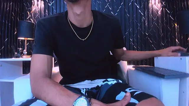 Gregory Sforza online show from February 5, 8:16 pm