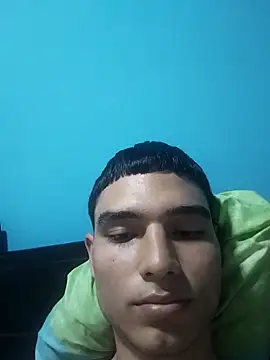 Snapshot of Saul_yei chatting on March 13, 3:39 pm Saul yei online show from March 13, 3:39 pm