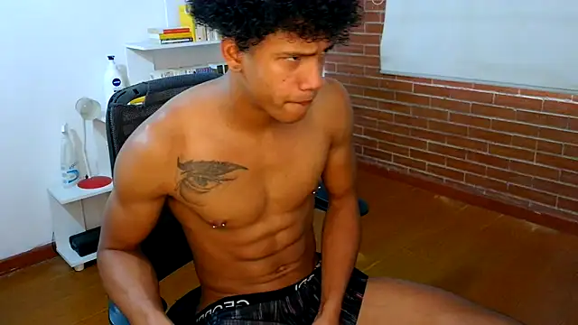 Aronbbc online show from November 19, 9:25 pm