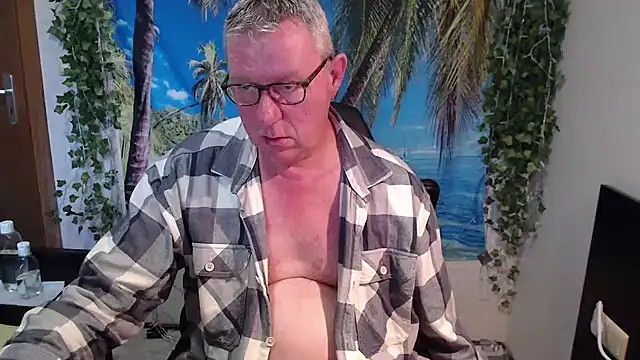 JamesBauer online show from November 30, 5:42 am