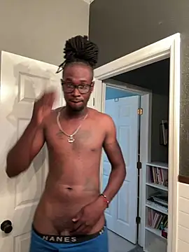 intertwine2025 online show from March 18, 7:44 pm