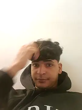 317894 online show from March 5, 12:51 am