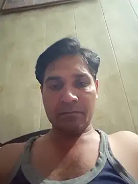 johnny8731 online show from April 13, 4:07 pm