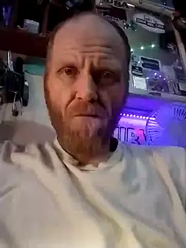 bigdguy6969 online show from June 20, 5:23 am