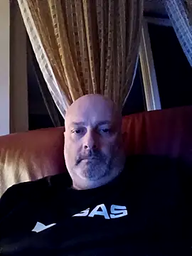 Alexis Bull online show from March 11, 11:45 pm