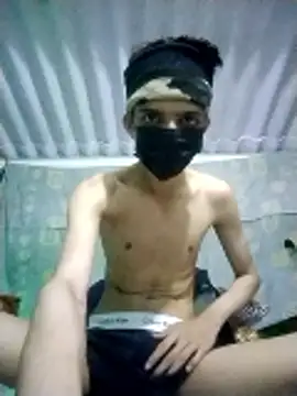 HannanKhan25 online show from February 25, 7:15 pm