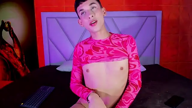 owen-stone online show from April 18, 7:07 pm