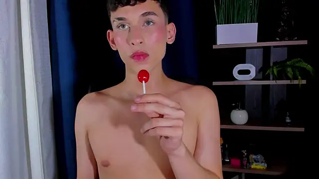 owen-stone online show from December 2, 11:43 pm