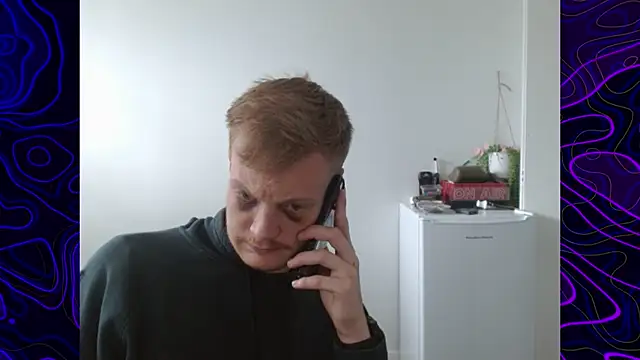 Snapshot of lustylyndon chatting on September 29, 8:37 pm lustylyndon online show from September 29, 8:37 pm