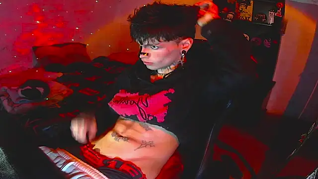 Snapshot of prince_x_dark chatting on October 22, 9:24 am prince x dark online show from October 22, 9:24 am