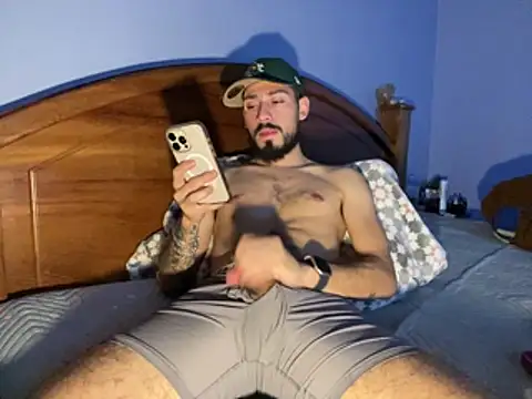Jonny0399  online show from June 21, 7:14 am