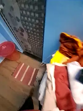 Tamilpayan00 online show from February 27, 3:55 pm