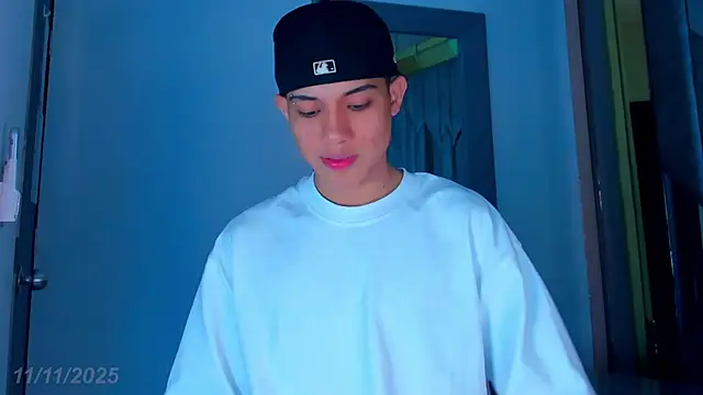 Sebax Young online show from November 11, 8:03 pm