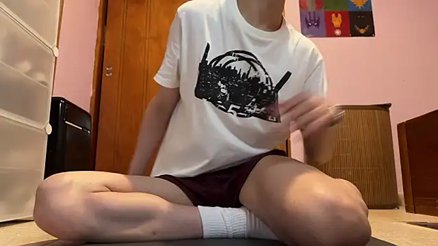 Snapshot of DylanNewell chatting on September 25, 10:41 pm DylanNewell online show from September 25, 10:41 pm