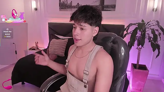 Jordan 24  online show from November 8, 10:13 pm