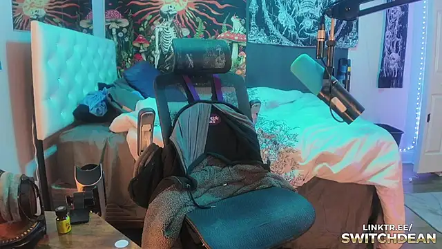 twunkdean online show from November 21, 5:01 pm