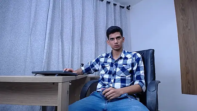 Sebalexis7 online show from November 13, 3:44 am