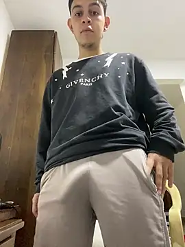 dominant boy77 online show from November 20, 2:11 am