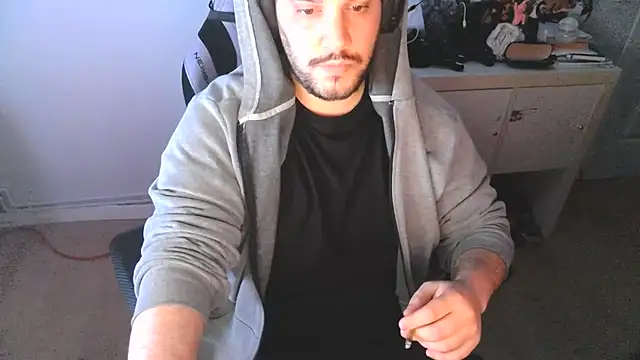 axelsito2 online show from April 4, 4:31 am