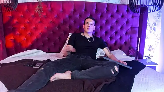 Dustin Sonne online show from February 10, 4:06 am