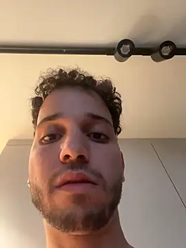 amiliatr online show from September 25, 8:46 am