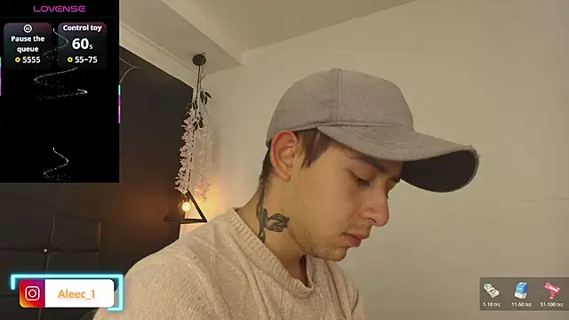 Aleecandrews online show from December 2, 7:28 pm