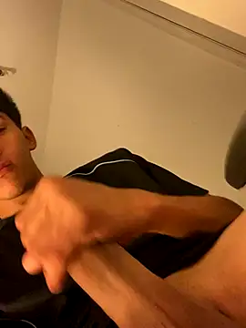 BadboyXXXMZ online show from October 7, 4:38 am